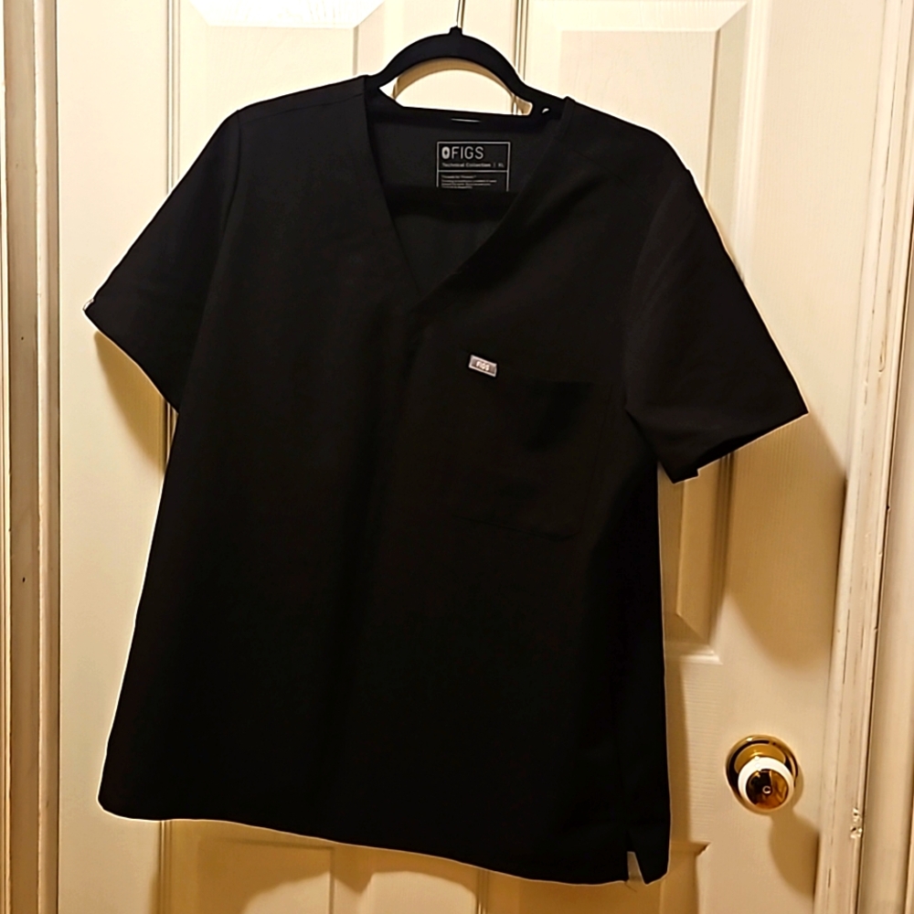 Figs one pocket scrub top